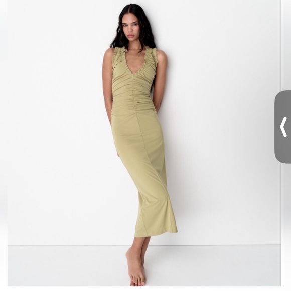 Zara Green Ruffle Dress - Picture 2 of 6